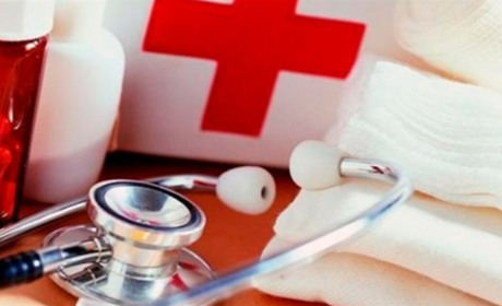 Як зв'язатися з лікарем, надати медичну допомогу і дізнатися про ліки - корисні посилання від МОЗ