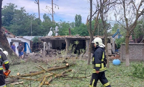 Два ракетні удари по Одещині: пошкоджено приватний будинок та портову інфраструктуру (фото)