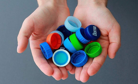 В Южному відкрили благодійний збір пластикових кришок на купівлю реанімобілю