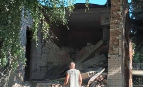 Росіяни зруйнували будинок дитячої творчості у Гуляйполі