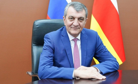 Під Гуляйполем закидали гранатами голову Північної Осетії