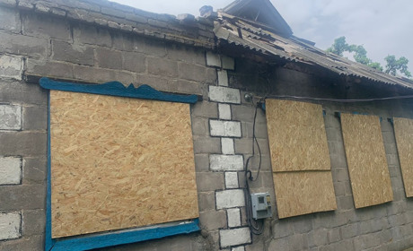 У Покровській громаді продовжують ліквідовувати наслідки обстрілу села, що стався 10 липня