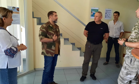 У Дніпрі відкрили центр надання допомоги вимушеним переселенцям з Луганщини