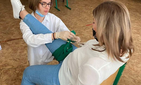 Як накладати джгут чи діяти в разі зупинки серця: тренінг з домедичної допомоги у Балті