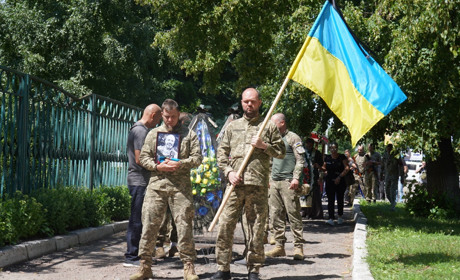 У Переяславі поховали В’ячеслава Нікітенка. За тиждень до загибелі він виніс із поля бою побратима