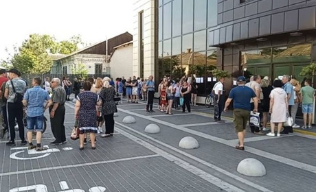 Підприємців Мелітополя примушують переєструвати бізнес на «нову владу» до 1 серпня