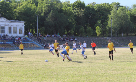 Жовтоводська збірна одержала перемогу у товариському футбольному матчі над ФК "Усівка"