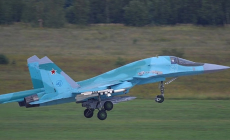 Дружній вогонь: під Алчевськом російські сили ППО збили власний літак Су-34