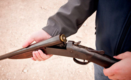 Власникам якої зброї потрібно купувати страховку?