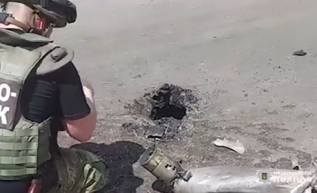 Вибухотехніками та поліцейськими Нікопольщини обстежується територія ворожих обстрілів