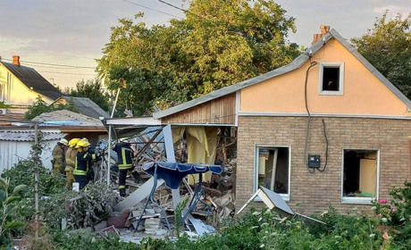 Наслідки нічного обстрілу Нікополя: 2 людей загинули, 9 поранені