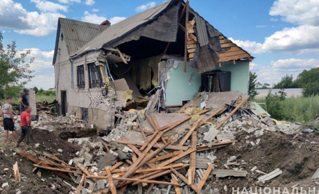 Поліція Донеччини зафіксувала 26 влучань російських снарядів. ФОТО