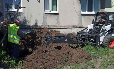 Конунальники ремонтують водогін: де у Жовтих Водах тимчасово не буде води