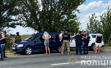 12 тисяч доларів, щоб не служити: на Одещині працівники військкомату заробляли на ухилянтах