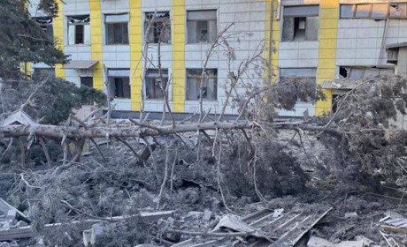 Ворог обстріляв три райони Дніпропетровщини, є загибла і поранені