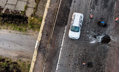 Антонівський міст не для вантажівок
