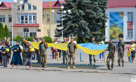В Барі попрощалися з воїном, який загинув на війні, Сергієм Зайцем