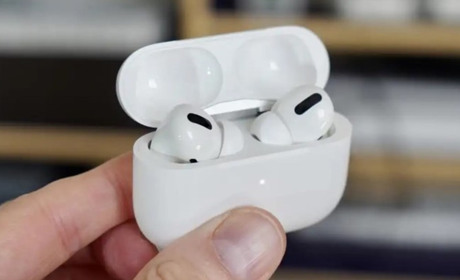 Навушники Apple AirPods Pro 2