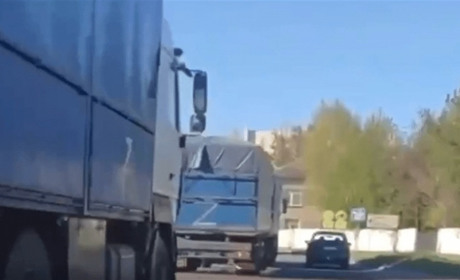 Мародерство у великих масштабах. Окупанти з Луганщини вивозять зерно