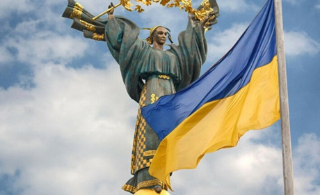 До Дня Української Державності у Жовтих Водах відкрили виставку та проведуть легкоатлетичні змагання