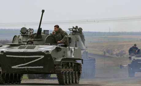 Через Мелітополь війська рф перевозять техніку у бік Херсону