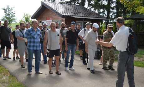 На День Української Державності воїни на реабілітації відвідали в Переяславі музей просто неба