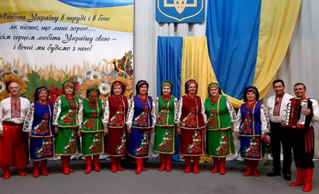 На Переяславщині артисти Ковалинського БК піснями підтримали захисників України