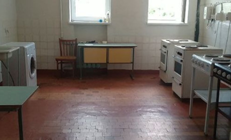 Силою не виселятимуть, але з'їхати треба: яка ситуація з проживанням переселенців у Жовтих Водах