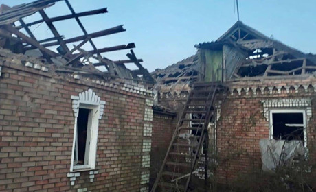 Російська армія з «Градів» обстріляла житлові квартали Нікополя: наслідки