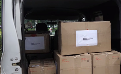 Комунальники отримали спецодяг від Міжнародного республіканського інституту