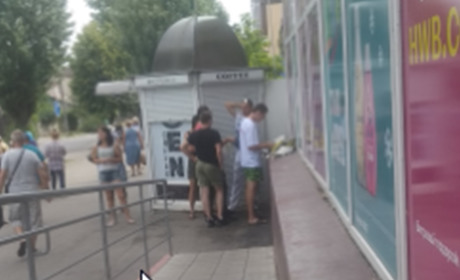 У Новій Каховці роздають газети