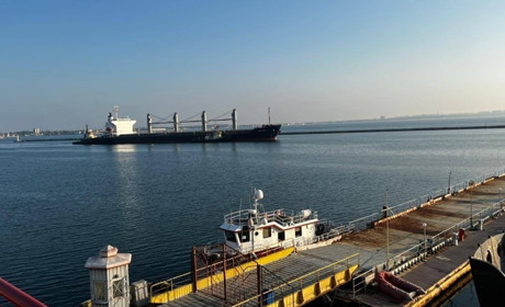 З одеських портів вийшов перший караван з українським збіжжям