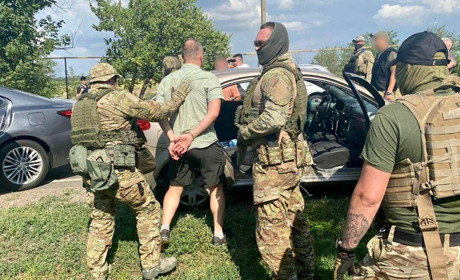 На Одещині моряки-ухилянти платили 3000 доларів, щоб виїхати за кордон. Фото, відео затримання