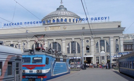 Чи правда, що мешканців Одещини терміново евакуюють, а росіяни готуються до наступу?