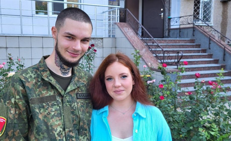 В Южноукраїнську одружилася юна пара: 21-річний військовослужбовець та 19-річна студентка