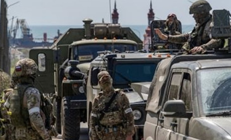 Російські загарбники похапцем вивозять свої родини з Херсонщини - ОДА