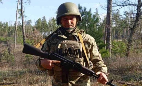 Володимир Викрикач з Добрівлян загинув у бою під Авдіївкою, а син досі захищає Україну на фронті