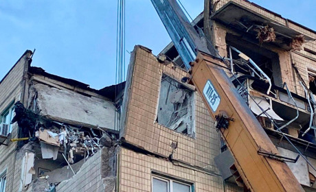 Вночі в Нікопольському районі загинуло троє людей, 7 постраждали, з них одна дитина