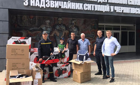 Бензорізи та термосумки: благодійна допомога чернігівським рятувальникам від USAID