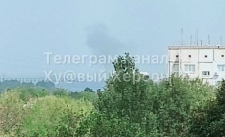 Серія вибухів біля Каховської ГЕС