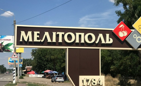 Майже тисячу мелітопольців евакуювали цього тижня з окупованого міста