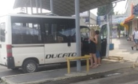 Херсонці виїждають до Запоріжжя