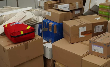 У Добропіллі розпочали видачу гуманітарної допомоги. Хто може отримати