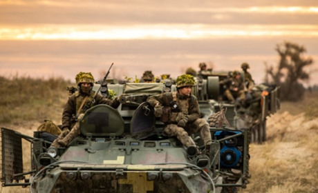 В Україні продовжили воєнний стан