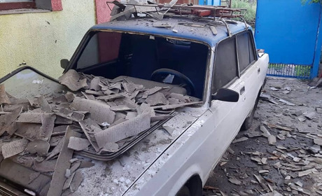 російські військові 8 разів стріляли по Нікополю: фото руйнувань