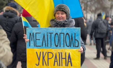 Мелітополь: окупанти обіцяють квартири за 50 ефективних доносів на патріотів