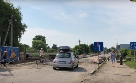 При ремонті мосту через річку Случ допустили нецільове використання коштів, - прокуратура