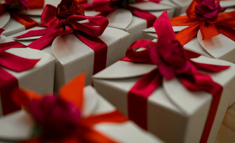 Як підібрати упаковку для подарунків?