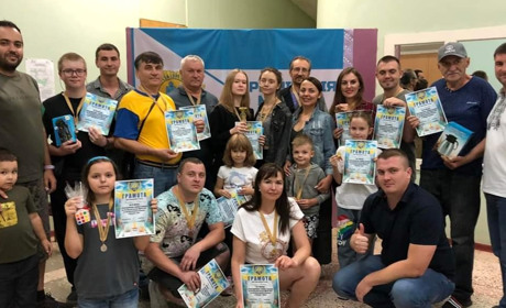 Перший благодійний шашковий турнір із змішаними віковими категоріями відбувся в Южноукраїнську