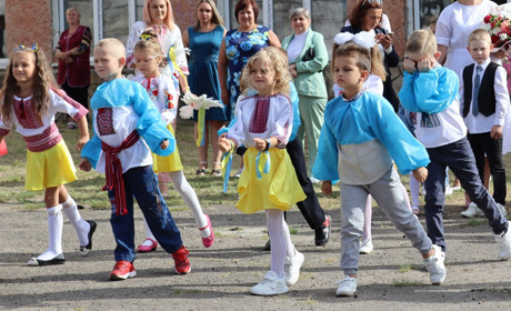 У Дрогобичі відзначили 1 вересня: на урочистості відбулись для першокласників та випускників